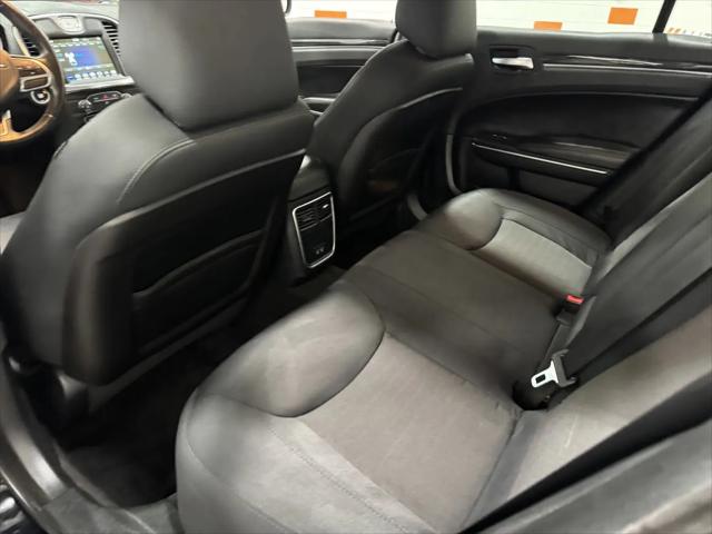 2018 Chrysler 300 Touring AWD
