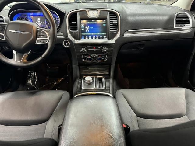 2018 Chrysler 300 Touring AWD