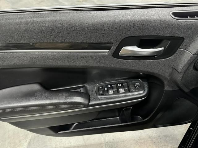 2018 Chrysler 300 Touring AWD