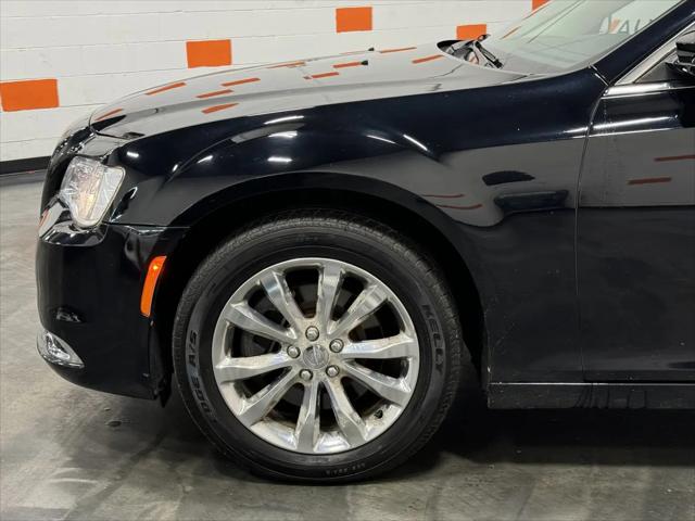 2018 Chrysler 300 Touring AWD