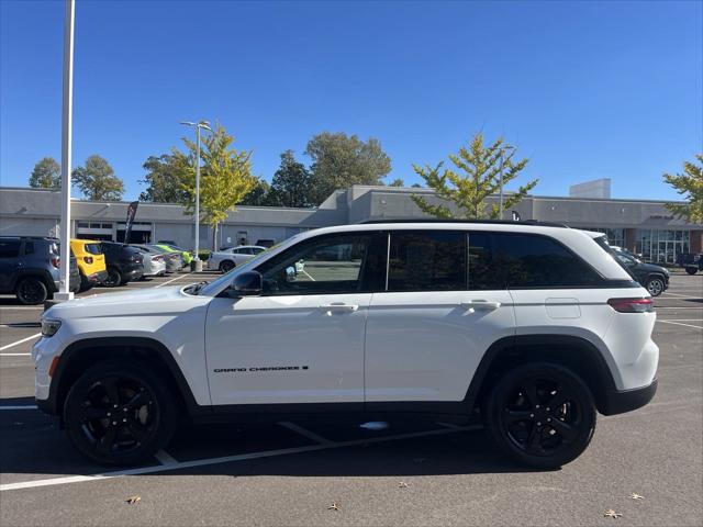 2023 Jeep Grand Cherokee Limited 4x2