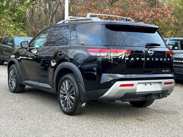 2023 Nissan Pathfinder SL 4WD