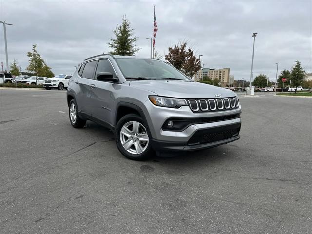 2022 Jeep Compass Latitude FWD