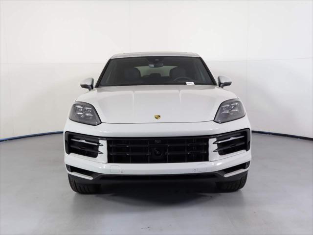 2024 Porsche Cayenne Unknown