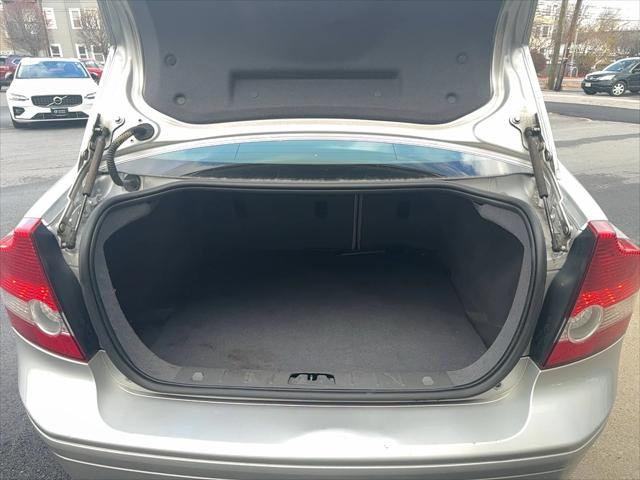 2004 Volvo S40 Unknown