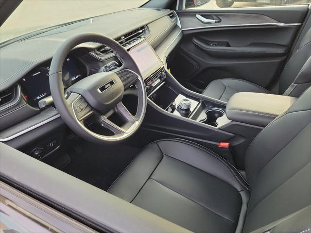 2025 Jeep Grand Cherokee GRAND CHEROKEE LIMITED 4X2