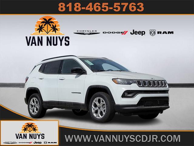 2025 Jeep Compass COMPASS LATITUDE 4X4