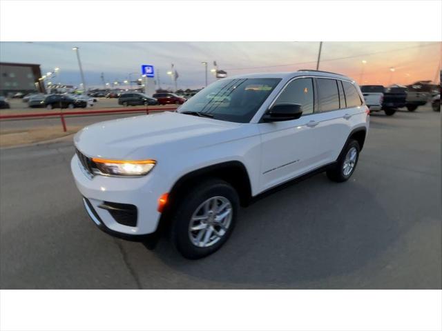 2025 Jeep Grand Cherokee GRAND CHEROKEE LAREDO X 4X2