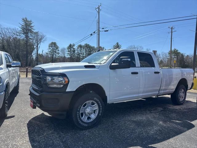2024 RAM Ram 3500 RAM 3500 TRADESMAN CREW CAB 4X4 8 BOX