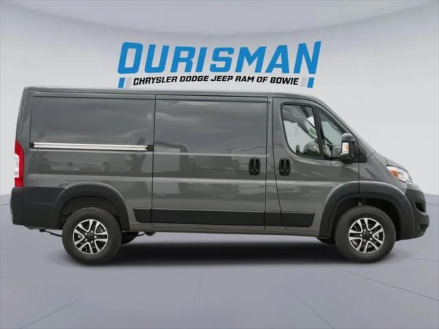 2025 RAM Ram ProMaster RAM PROMASTER 3500 SLT CARGO VAN LOW ROOF 136 WB