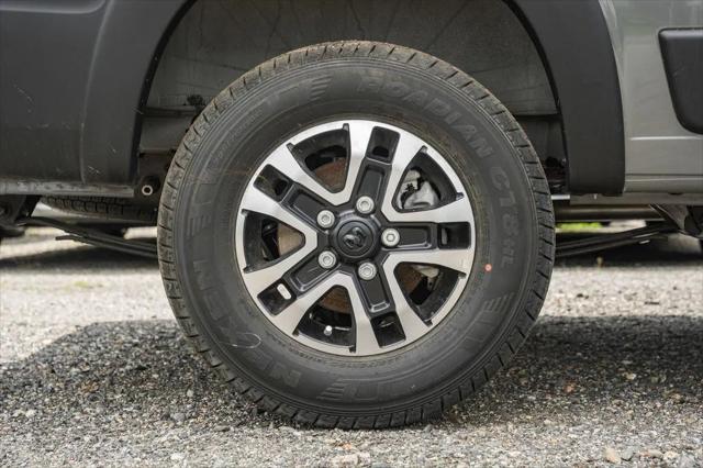 2025 Ram ProMaster Cargo Van SLT Low Roof 136" WB