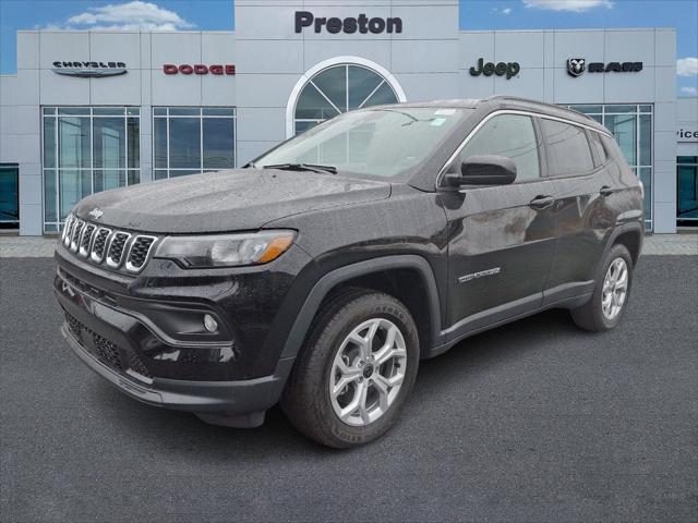 2025 Jeep Compass COMPASS LATITUDE 4X4
