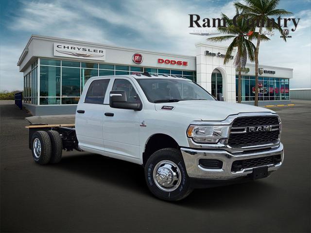 2024 RAM Ram 3500 Chassis Cab RAM 3500 TRADESMAN CREW CAB CHASSIS 4X4 60 CA