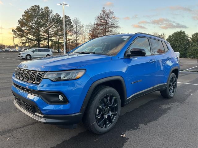 2025 Jeep Compass COMPASS LATITUDE 4X4