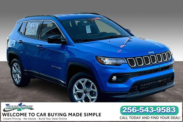 2025 Jeep Compass COMPASS LATITUDE 4X4