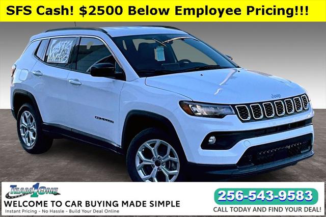2025 Jeep Compass COMPASS LATITUDE 4X4