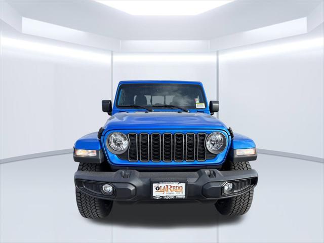 2025 Jeep Gladiator GLADIATOR NIGHTHAWK 4X4