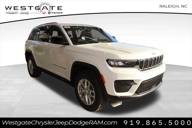 2025 Jeep Grand Cherokee GRAND CHEROKEE LAREDO X 4X4