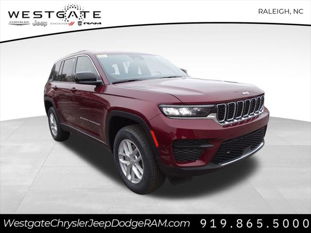 2025 Jeep Grand Cherokee GRAND CHEROKEE LAREDO X 4X4