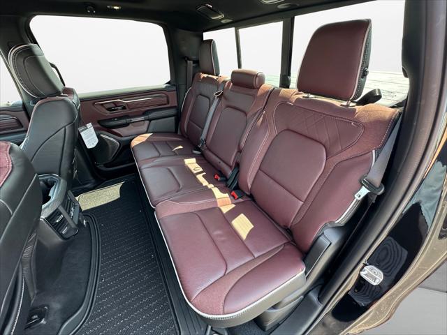 2025 RAM Ram 1500 RAM 1500 LIMITED CREW CAB 4X4 57 BOX