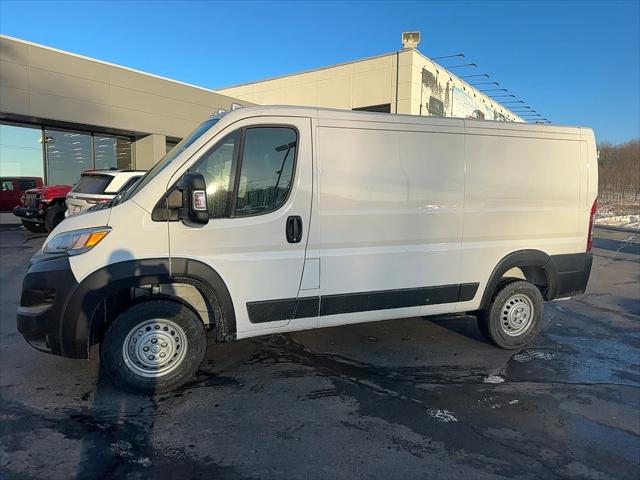 2025 RAM Ram ProMaster RAM PROMASTER 3500 TRADESMAN CARGO VAN LOW ROOF 136 WB