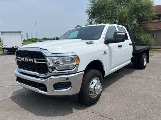 2024 RAM Ram 3500 Chassis Cab RAM 3500 TRADESMAN CREW CAB CHASSIS 4X4 60 CA