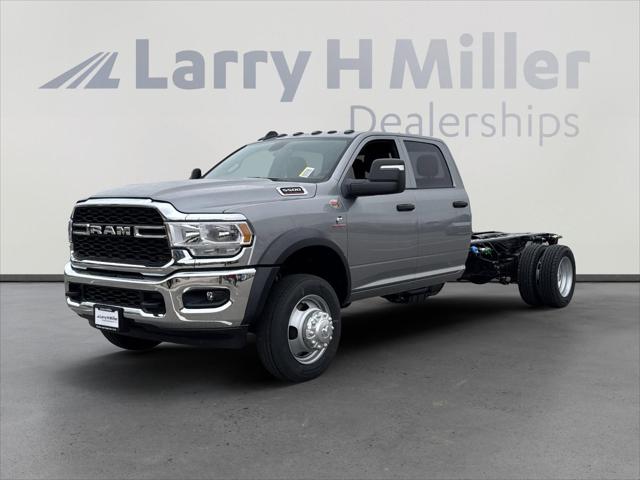 2024 RAM Ram 5500 Chassis Cab RAM 5500 TRADESMAN CHASSIS CREW CAB 4X4 84 CA