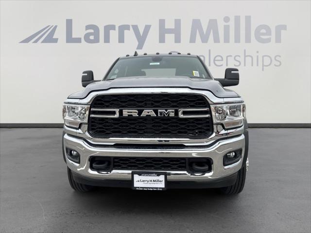 2024 RAM Ram 5500 Chassis Cab RAM 5500 TRADESMAN CHASSIS CREW CAB 4X4 84 CA