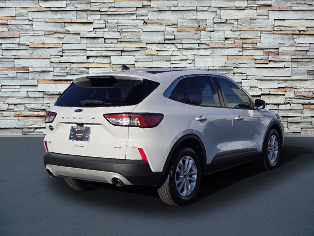 2021 Ford Escape SE Hybrid