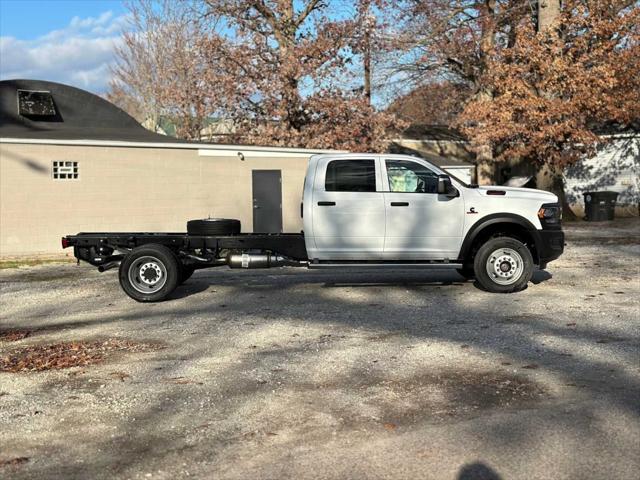 2024 RAM Ram 5500 Chassis Cab RAM 5500 TRADESMAN CHASSIS CREW CAB 4X4 84 CA
