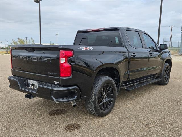 2022 Chevrolet Silverado 1500 4WD Crew Cab Short Bed Custom