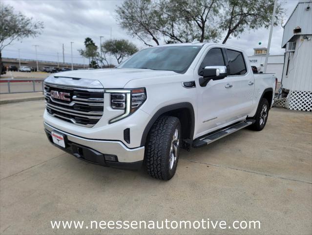 2022 GMC Sierra 1500 4WD Crew Cab Short Box SLT