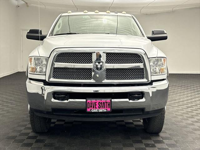 2014 RAM 3500 Chassis Tradesman/SLT/Laramie