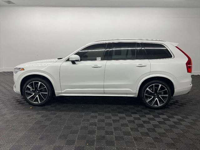 2021 Volvo XC90 T6 Momentum 7 Passenger