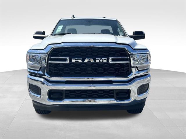 2022 RAM 2500 Tradesman Regular Cab 4x4 8 Box