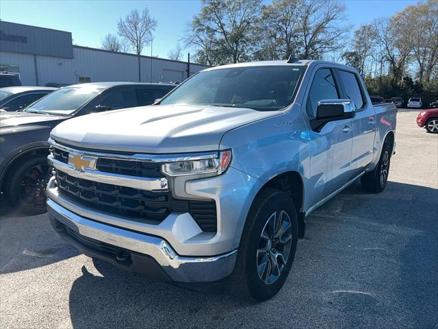 2022 Chevrolet Silverado 1500 4WD Crew Cab Short Bed LT with 2FL