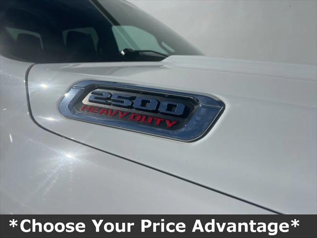 2022 RAM 2500 Tradesman Crew Cab 4x2 8 Box