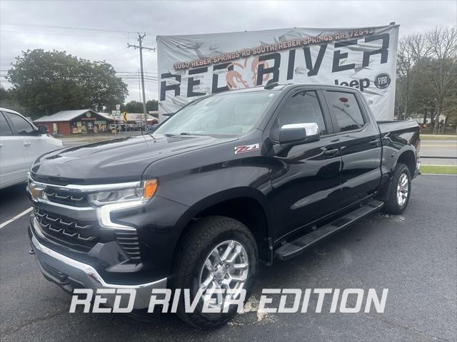 2022 Chevrolet Silverado 1500 4WD Crew Cab Standard Bed LT