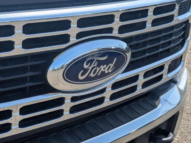 2024 Ford F-550 XL