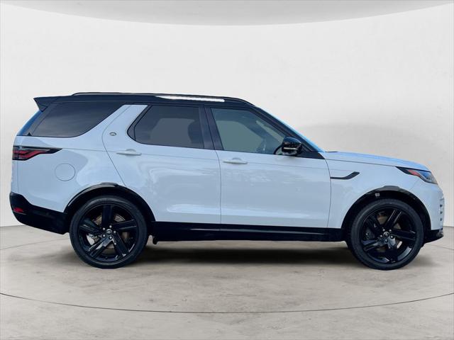 2025 Land Rover Discovery P360 Dynamic SE