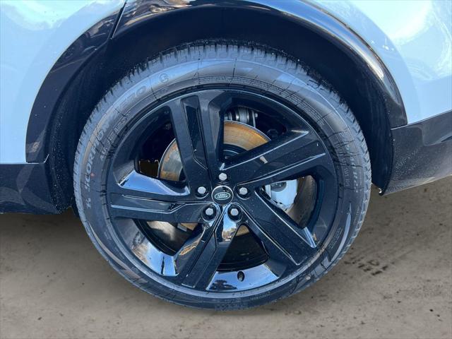 2025 Land Rover Discovery P360 Dynamic SE