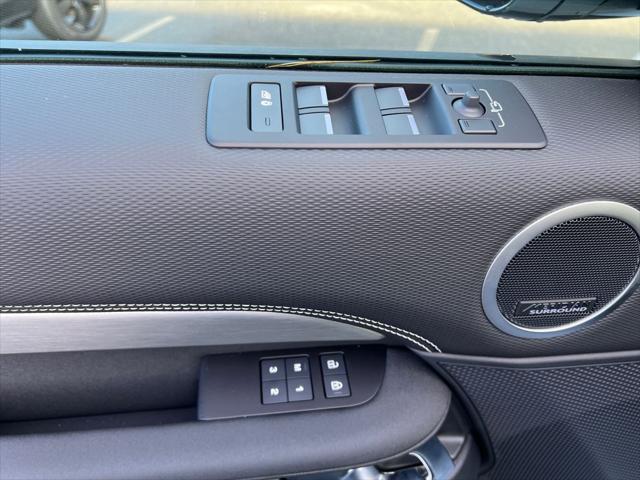 2025 Land Rover Discovery P360 Dynamic SE