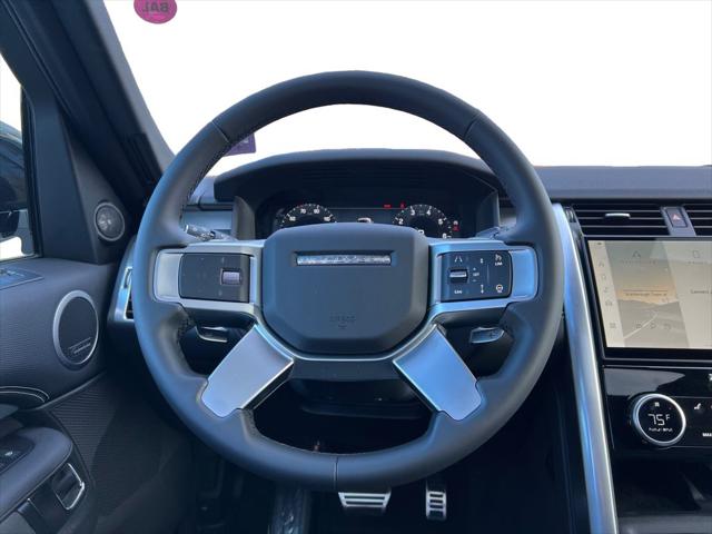 2025 Land Rover Discovery P360 Dynamic SE