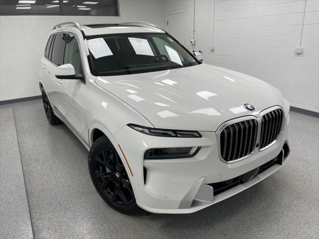 2025 BMW X7