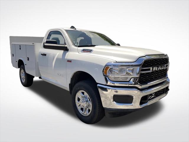 2022 RAM 2500 Tradesman Regular Cab 4x4 8 Box