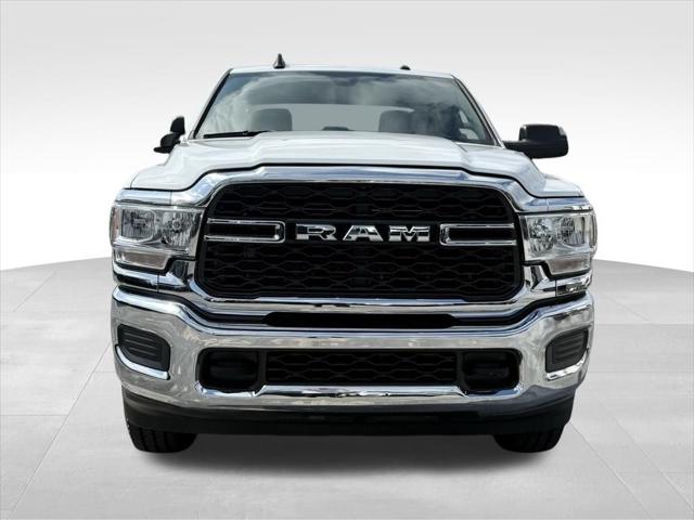 2022 RAM 2500 Tradesman Crew Cab 4x4 8 Box