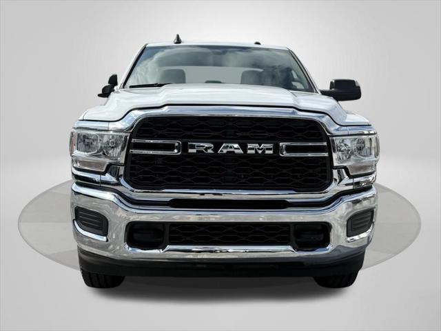 2022 RAM 2500 Tradesman Crew Cab 4x4 8 Box