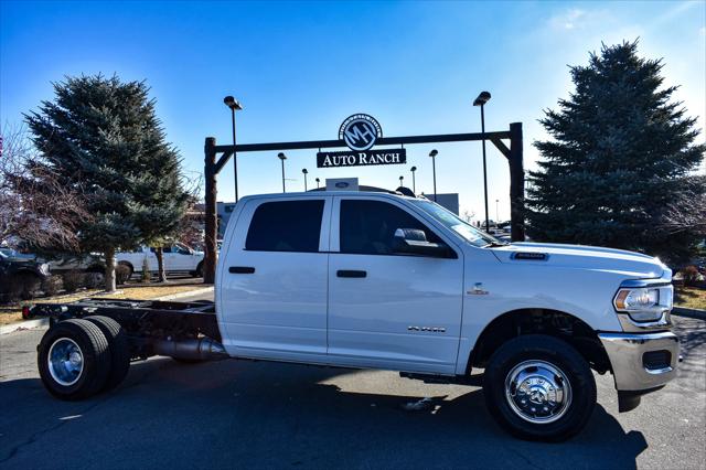 2022 RAM 3500 Chassis Tradesman/SLT/Laramie/Limited