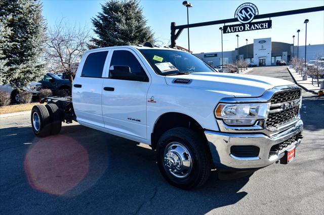 2022 RAM 3500 Chassis Tradesman/SLT/Laramie/Limited