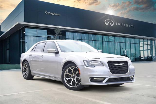 2018 Chrysler 300